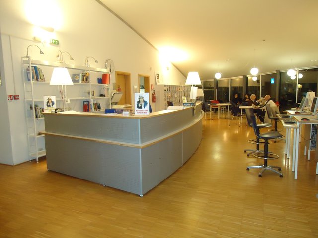 Biblioteca civica Don Gilberto Pressacco
